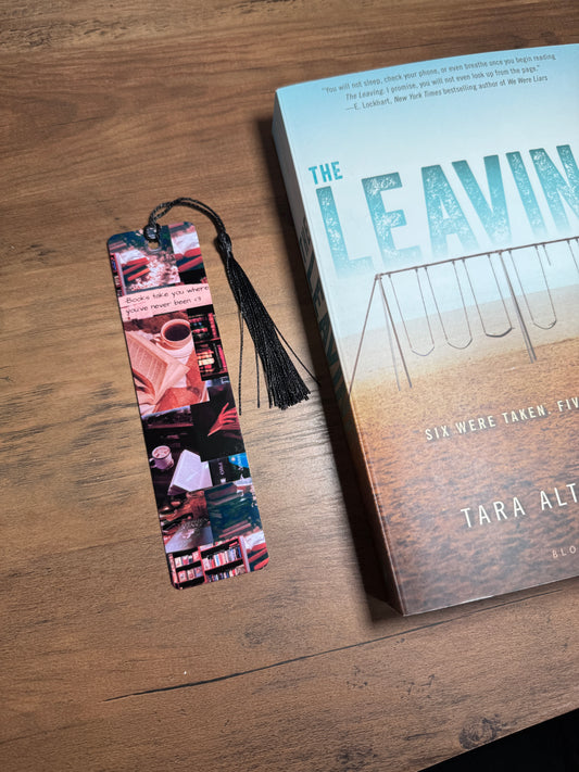 BOOKS COLLAGE BOOKMARK