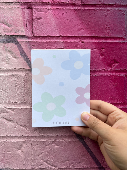 RETRO FLOWER NOTEPAD